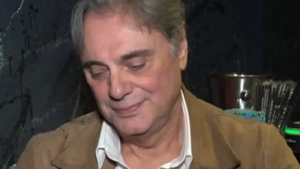 Συγκλονίζει ο Οδυσσέας Σταμούλης: Δεν μπορώ να δω τα σύννεφα, γιατί θυμάμαι που τους δίναμε ονόματα με το παιδάκι μου