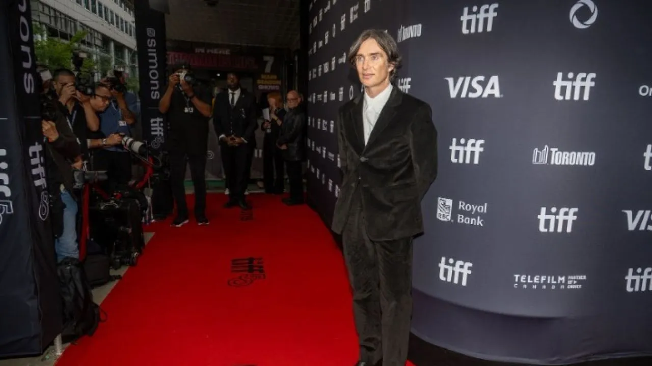 Η σειρά «Peaky Blinders» επιστρέφει: Νέο spin-off με τη γενιά των Shelby του 1953