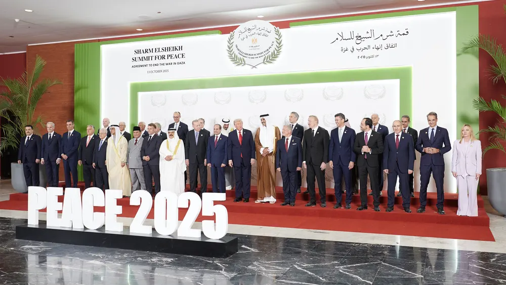 Τραμπ: Τώρα ξεκινά η ανοικοδόμηση της Γάζας