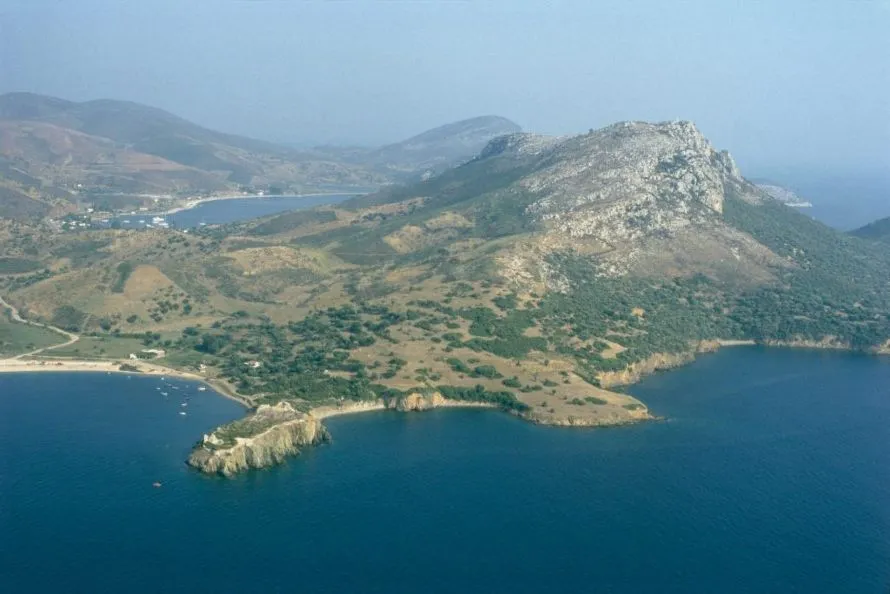 Μεγάλος πήλινος αμφορέας της Ύστερης Εποχής Χαλκού παρουσιάζεται στο Αρχαιολογικό Μουσείο Θεσσαλονίκης