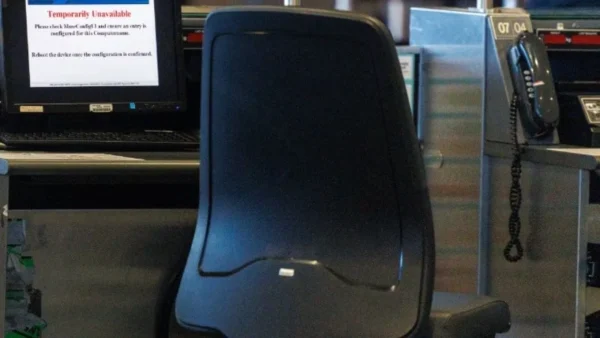 Έκλεισε προσωρινά το διεθνές αεροδρόμιο των Βρυξελλών, αφού θεάθηκε ένα μη επανδρωμένο αεροσκάφος στην περιοχή