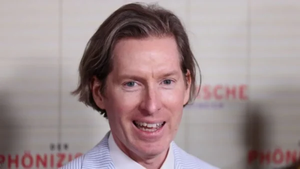 Συνεργασία του Γουές Άντερσον με τη Gagosian για έκθεση αφιερωμένη στον Τζόζεφ Κορνέλ