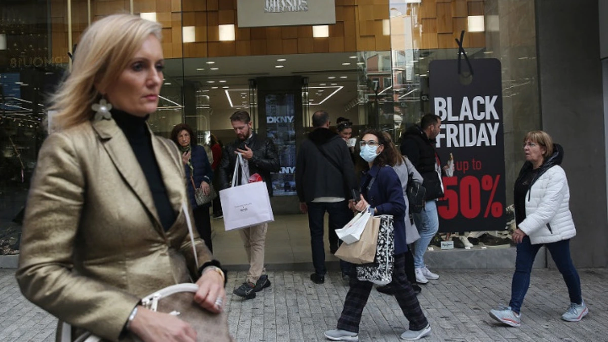 Έρευνα ΕΥ Ελλάδος: Αυξημένη η πρόθεση των Ελλήνων καταναλωτών για αγορές την Black Friday