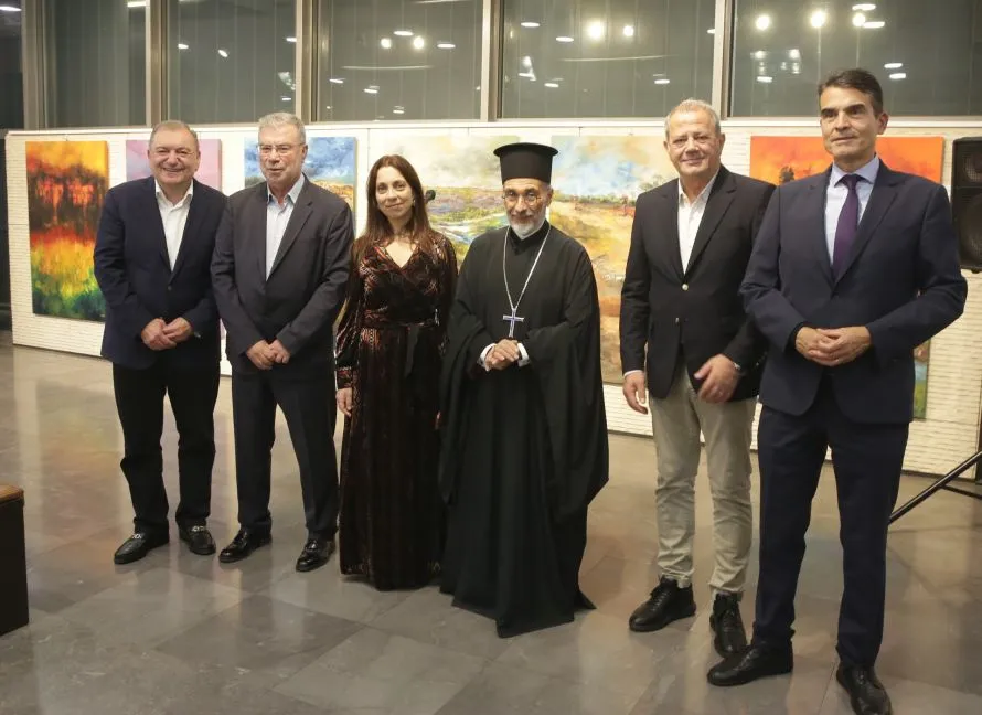 Εγκαινιάστηκε η έκθεση ζωγραφικής «Οι Αόρατοι της γης» στο Ίδρυμα Μιχάλης Κακογιάννης που θα διαρκέσει έως τις 7/12