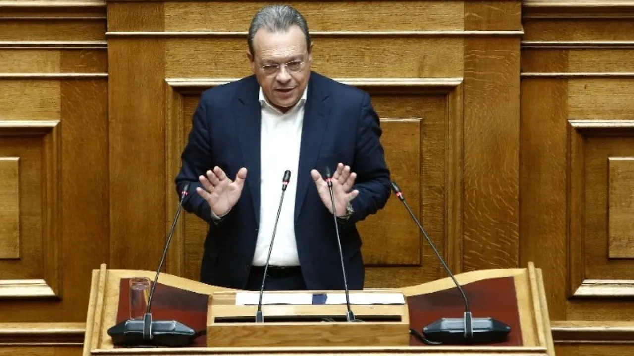 Βουλή- Σ. Φάμελλος: Στην Ελλάδα του κ. Μητσοτάκη αυτοί που αριστεύουν είναι μόνο οι "γαλάζιες ακρίδες" και κάποιοι που κερδίζουν πολλά στο Τζόκερ και το Λόττο