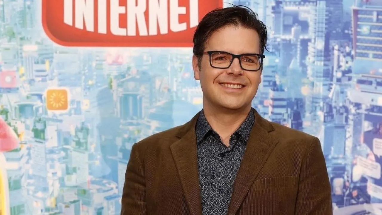 Ο Φιλ Τζόνστον αναλαμβάνει το σενάριο της live-action ταινίας «View-Master»