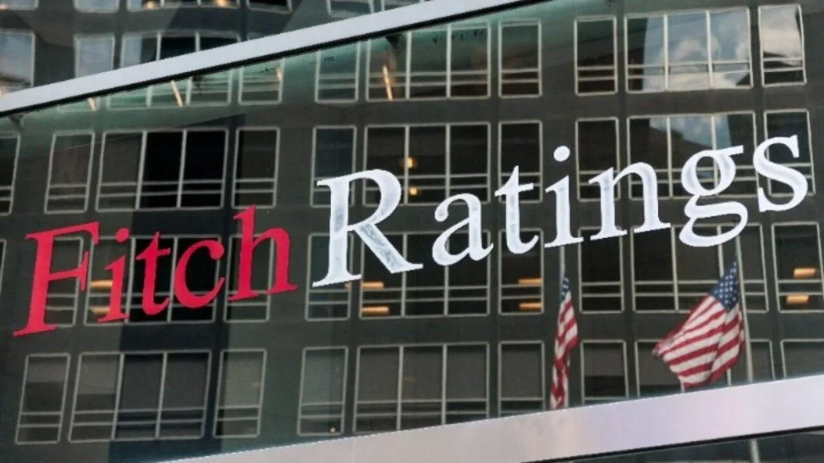 Fitch: Αναβάθμισε το αξιόχρεο της Ελλάδας στη βαθμίδα ΒΒΒ με σταθερές προοπτικές