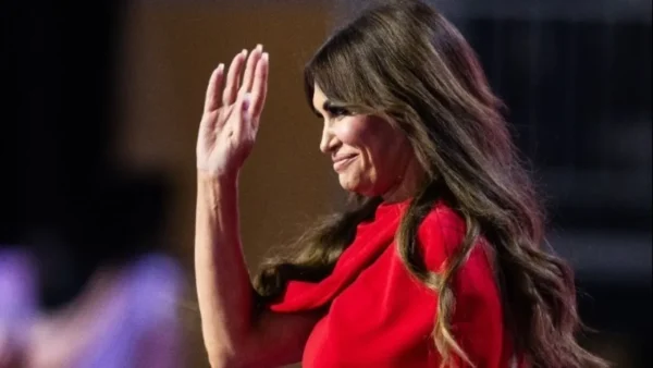 Έφτασε στην Ελλάδα η Κίμπερλι Γκίλφοϊλ