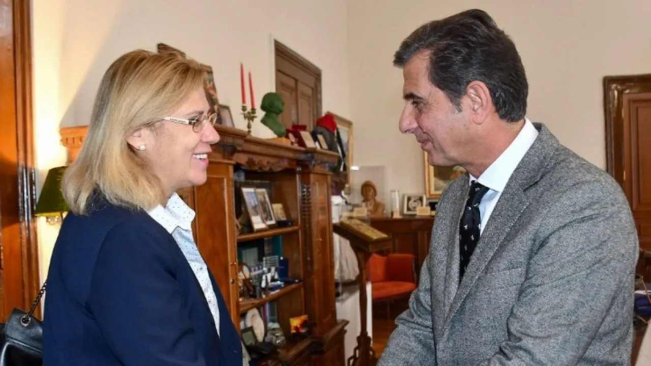 Συναντήσεις του ΥΜΑΘ Κ.Γκιουλέκα με τις προξένους της Ρουμανίας και της Αλβανίας