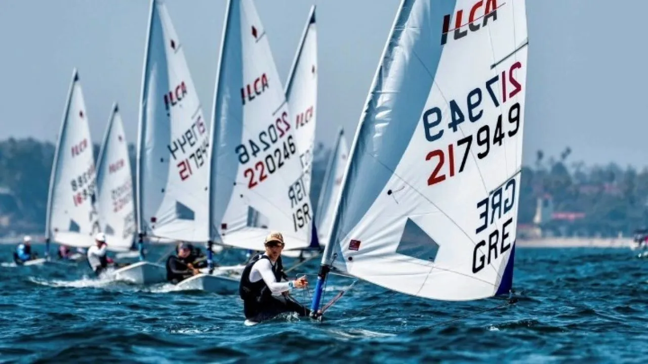 Σε εξέλιξη η δεύτερη φάση της «Athens International Sailing Week 2025»
