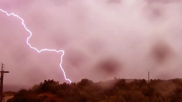 Κακοκαιρία Adel σήμερα και αύριο - Σε ποιες περιοχές θα εκδηλωθούν βροχές και καταιγίδες