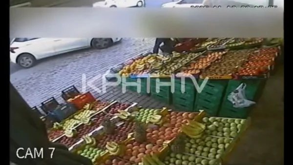 Κρήτη: Σοκαριστικό βίντεο από την παράσυρση γυναίκας - Το αυτοκίνητο την πέταξε στον αέρα!