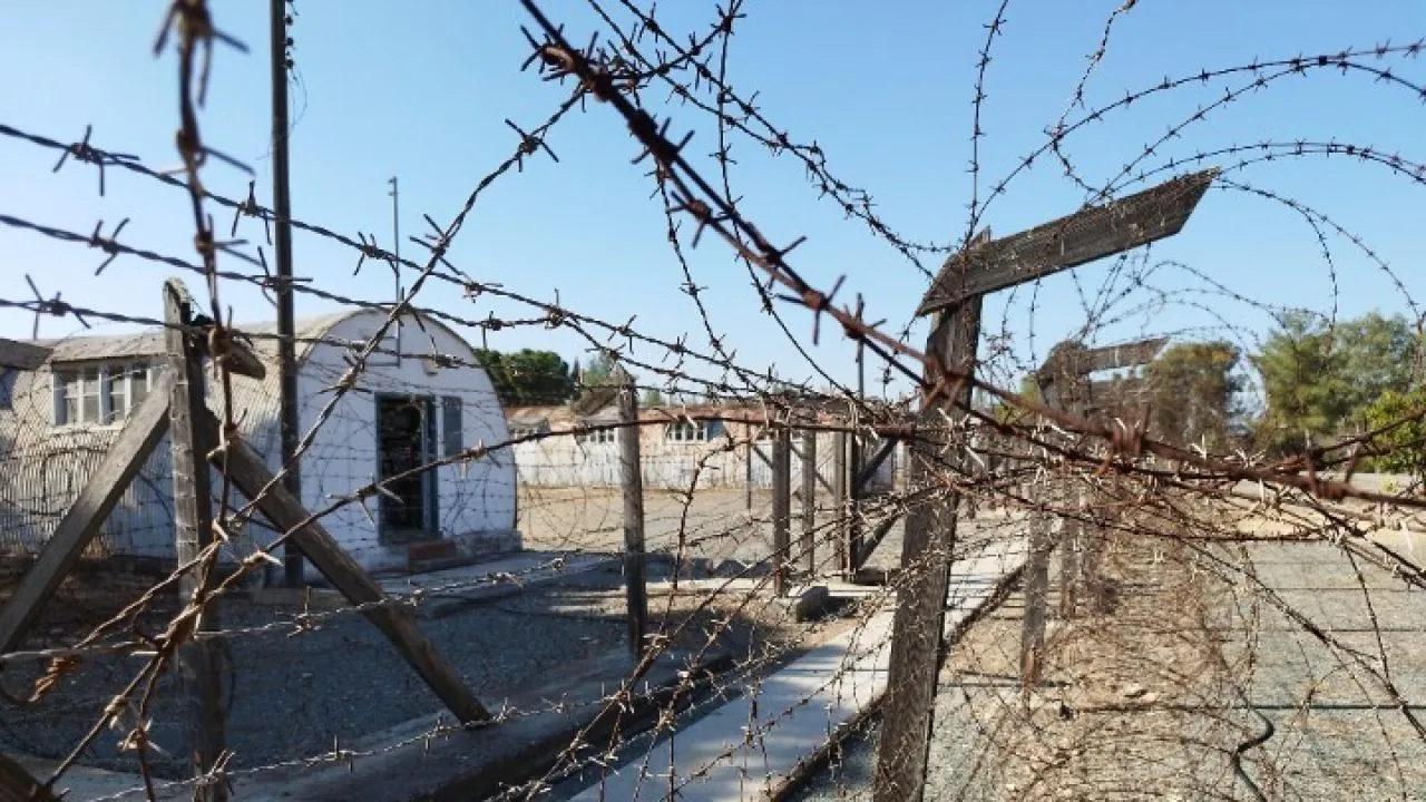 "Ζούσαμε στο τραπέζι του θανάτου, συνδαιτιμόνες, όλη μέρα, για τέσσερα χρόνια..." - Μαρτυρία πρώην αγωνιστή της ΕΟΚΑ για την Ημέρα Μνήμης Κρατητηρίων