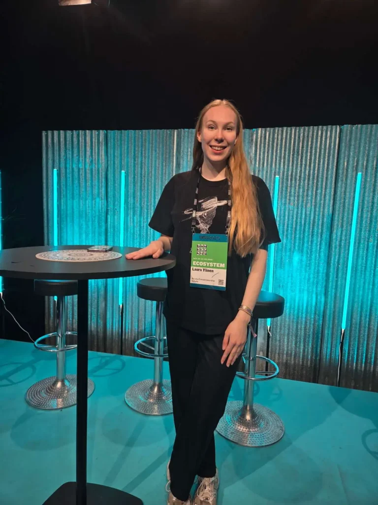 Οι Έλληνες εθελοντές που ταξίδεψαν στο φεστιβάλ καινοτομίας Slush