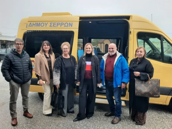 Δήμος Σερρών: Νέο σχολικό λεωφορείο 27 θέσεων για τα παιδιά προσχολικής ηλικίας