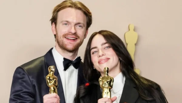 Το ντοκιμαντέρ «Hit me hard and Soft:The Tour» της Μπίλι Άιλις θα προβληθεί σε κινηματογράφους