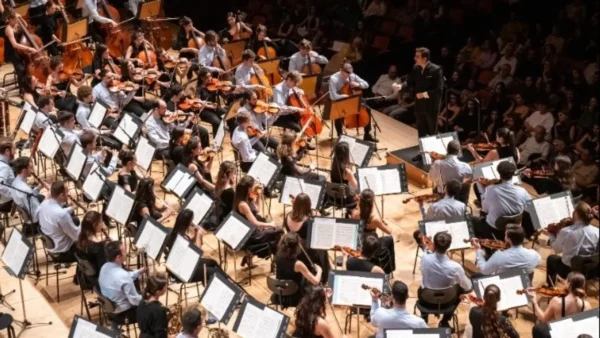 Ελληνική Συμφωνική Ορχήστρα Νέων: Λ. Καβάκος, Τ. Γαβριηλίδης-Πέτριν, Δ. Γραμμένος, στο Μέγαρο Μουσικής Αθηνών, στις 20/12