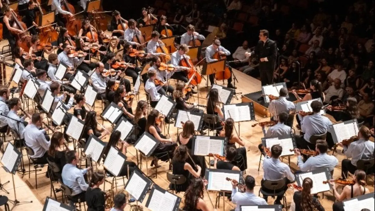 Ελληνική Συμφωνική Ορχήστρα Νέων: Λ. Καβάκος, Τ. Γαβριηλίδης-Πέτριν, Δ. Γραμμένος, στο Μέγαρο Μουσικής Αθηνών, στις 20/12