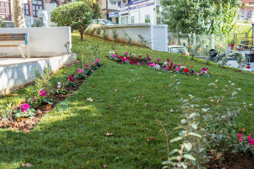 Δήμο Θεσσαλονίκης: «Φιλί ζωής» σε οκτώ ξεχασμένα πάρκα