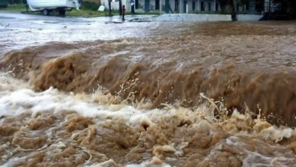 Δύσκολη η νύχτα στα Βόρεια Τζουμέρκα-Εγκλωβισμένοι σε ξενοδοχείο στους Μελισσουργούς