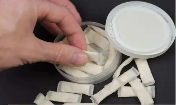 Pouches (σακουλάκια) νικοτίνης: Σε τι βαθμό επιτυγχάνουν μείωση της βλάβης σε καπνιστές, τι λένε τα στοιχεία