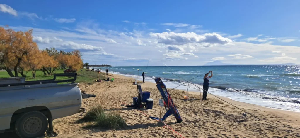 Παραλία Οφρυνίου: Πανελλήνιο Πρωτάθλημα αλιείας με καλάμι και μηχανισμό από ακτή