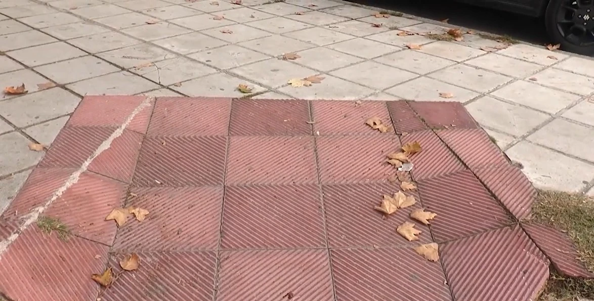 Σέρρες: Σε εξέλιξη οι εργασίες συντήρησης των ραμπών εξυπηρέτησης ΑμεΑ - video