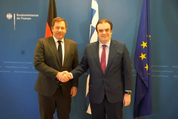 Συνάντηση του Κυριάκου Πιερρακάκη με τον Ομοσπονδιακό Υπουργό Οικονομικών της Γερμανίας Λαρς Κλίνγκμπαϊλ