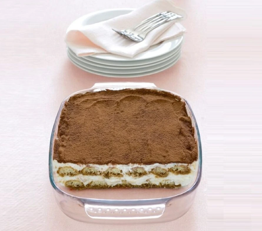 Βήμα βήμα – Φτιάχνουμε σπιτικό τιραμισού (φωτογραφίες)