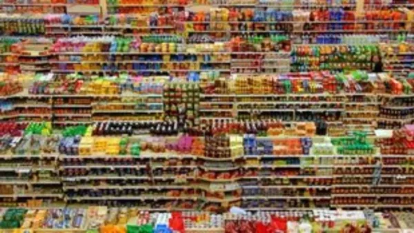 Η παγκόσμια αύξηση στην κατανάλωση υπερεπεξεργασμένων τροφίμων απειλή για τη δημόσια υγεία