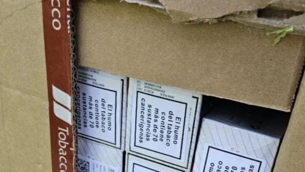 ΑΑΔΕ: Κατάσχεση 1,7 εκατ. τσιγάρων στο «Ελ. Βενιζέλος»