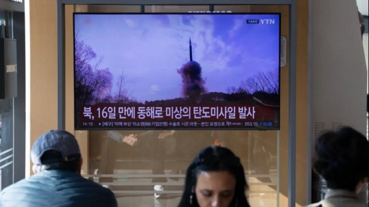 Η Βόρεια Κορέα εκτόξευσε βαλλιστικό πύραυλο άγνωστου τύπου