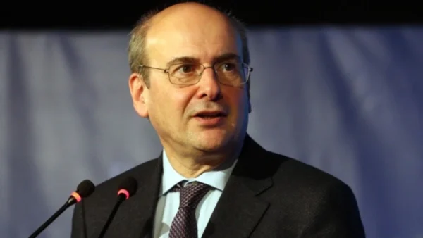 Κ. Χατζηδάκης για το λιμάνι της Ελευσίνας: Η χώρα μας δεν μπορεί να αποκρούει προτάσεις