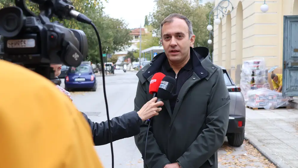 Ευχαριστίες "Ορφέα" σε Τ.Χατζηβασιλείου και ISOMAT για την έμπρακτη στήριξη - Ξεκινά η αναγέννηση του ιστορικού κτηρίου - video