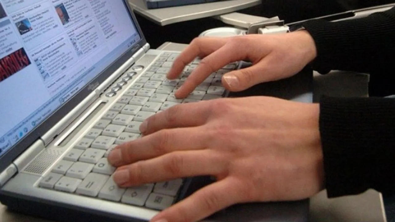 Υπ. Κοινωνικής Συνοχής και Οικογένειας: Κλήρωση για τους δικαιούχους των προπληρωμένων καρτών επιδομάτων – 8.500 δικαιούχοι θα λάβουν από 1.000 ευρώ