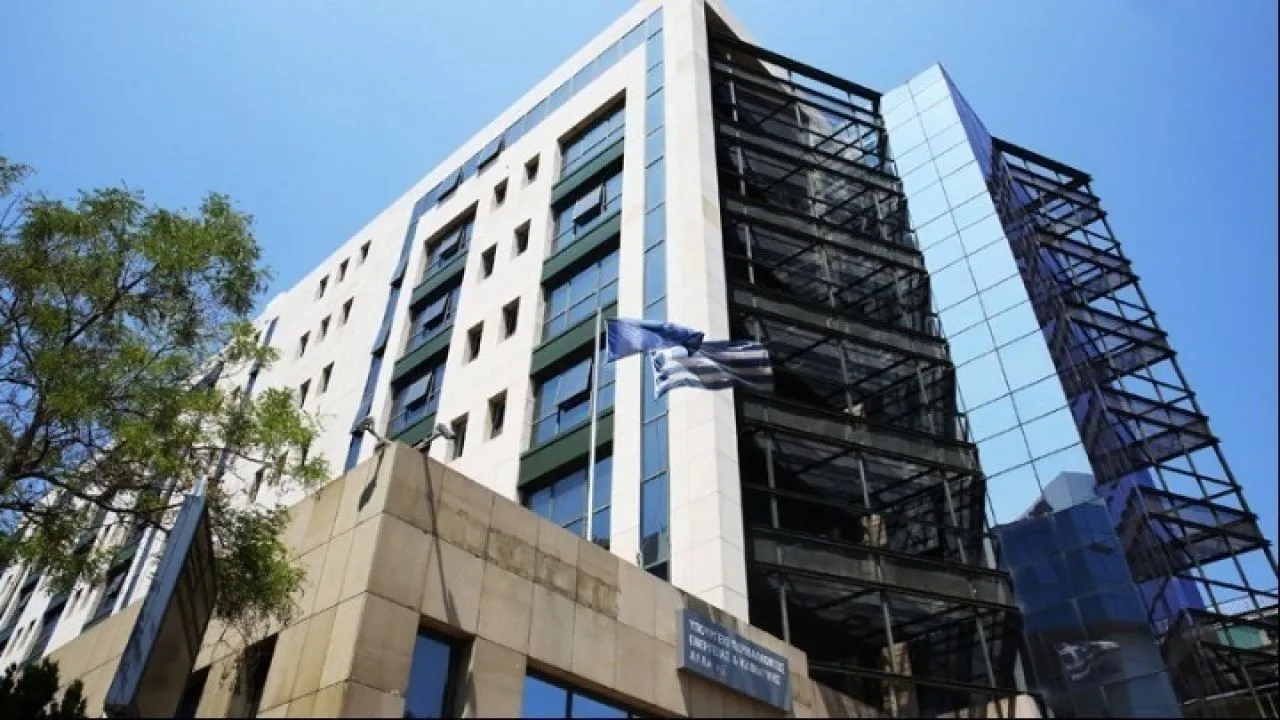 ΥΠΕΝ-«Αλλάζω Σύστημα Θέρμανσης και Θερμοσίφωνα»: Με σημαντικά αυξημένο προϋπολογισμό, κατά 423 εκατ. ευρώ ξεκινά η υλοποίηση