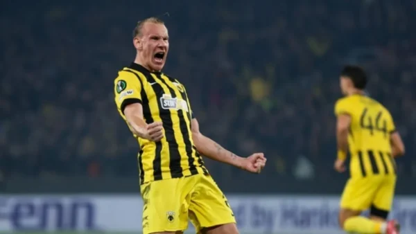 Πρόκριση με buzzer beater η ΑΕΚ