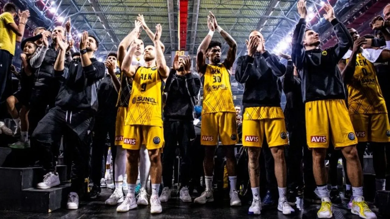 Πρωτιά και πρόκριση στους «16» για την ΑΕΚ