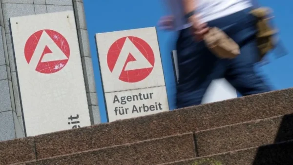 Οι ευκαιρίες απασχόλησης για τους άνεργους στη Γερμανία «λιγότερες παρά ποτέ»