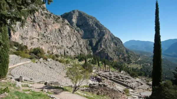 Λ. Μενδώνη στην ημερίδα «Πολιτισμός και Κλιματική Πρόκληση»: Η πρόληψη και η ανθεκτικότητα, κεντρικοί άξονες της πολιτικής μας για την κλιματική κρίση