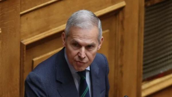 Βουλή - ν/σ για ΕΔ - Αθ. Δαβάκης: Τέλος στον βαθμολογικό πληθωρισμό