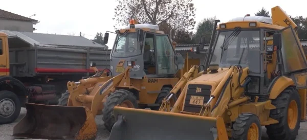 Σε ετοιμότητα τα εκχιονιστικά μηχανήματα της Π.Ε. Σερρών - video