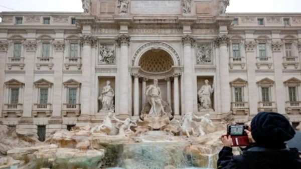 Ιταλία: Εισιτήριο 2 ευρώ στη Φοντάνα ντι Τρέβι από την αρχή του Φλεβάρη