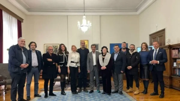 Με ανθρώπους του πολιτισμού και των τεχνών της Μακεδονίας και Θράκης συναντήθηκε ο Κ. Γκιουλέκας