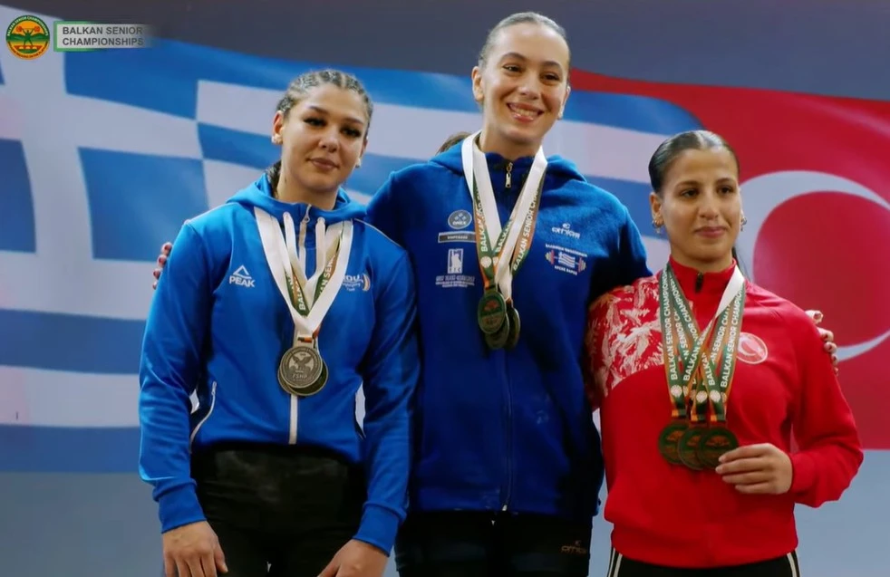 Έντεκα μετάλλια με 4 χρυσά για την Ελλάδα στο Βαλκανικό Πρωτάθλημα άρσης βαρών