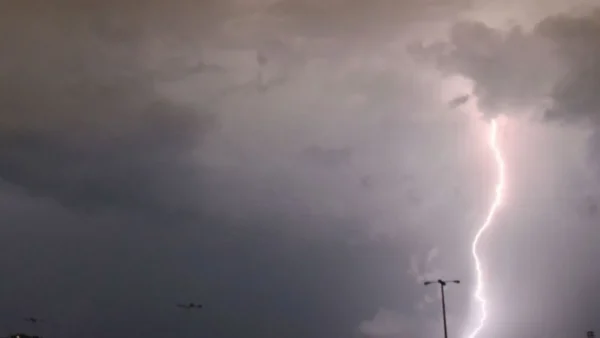 Eπικαιροποιήθηκε το Έκτακτο Δελτίο Επικίνδυνων Καιρικών Φαινομένων της ΕΜΥ - Το καιρικό σύστημα "BYRON" θα προκαλέσει κακοκαιρία την Παρασκευή 5/12 στο μεγαλύτερο μέρος της ανατολικής χώρας