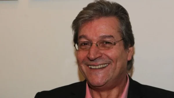 Έφυγε από τη ζωή ο δημοσιογράφος Αντώνης Κοκορίκος