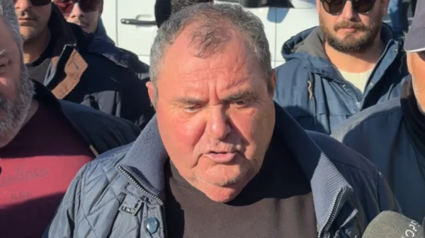 Για παράνομες επιδοτήσεις 122.000 ευρώ ελέγχεται ο αγροτοσυνδικαλιστής του μπλόκου στα Μάλγαρα Κώστας Ανεστίδης