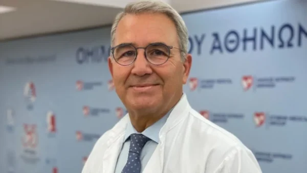 Χειρουργική στεφανιαίων αγγείων με πάλλουσα καρδιά