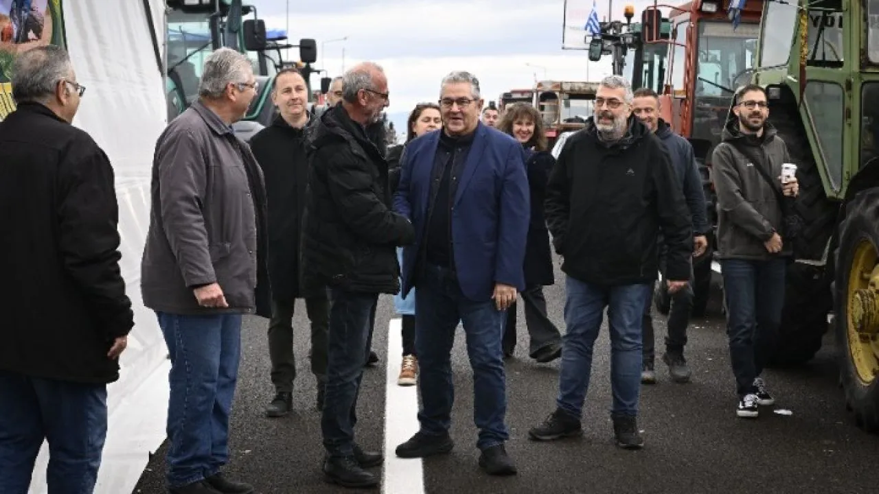 Καρδίτσα: Ο ΓΓ της ΚΕ του ΚΚΕ Δημήτρης Κουτσούμπας από τον Ε65 τόνισε πως «η πρόταση του ΚΚΕ είναι η μόνη πραγματική, ρεαλιστική, που συμφέρει πραγματικά σήμερα τον Έλληνα αγρότη»